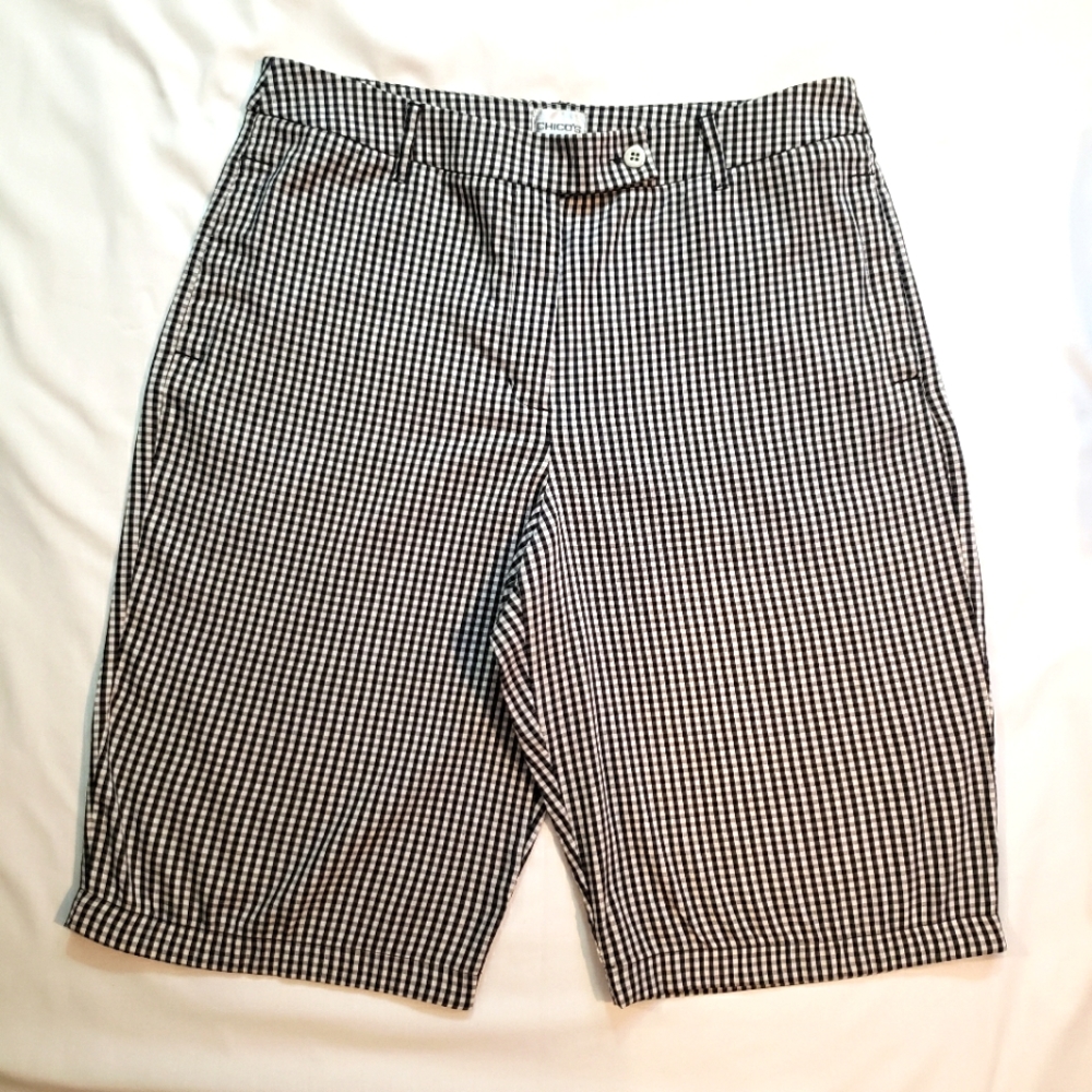 Women's black and white  check Chico's casual long Bermuda shorts size 1.5 M/10